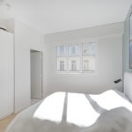 La chambre Rénovation haut de gamme d'un appartement de 140m2 dans le 7è