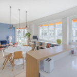 La salle à manger Rénovation haut de gamme d'un appartement de 140m2 dans le 7è