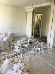 Salon avant travaux Rénovation d'un appartement de 70m2 dans le 15è