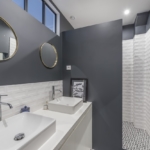 Salle de douche entièrement refaite - appartement de 180m2