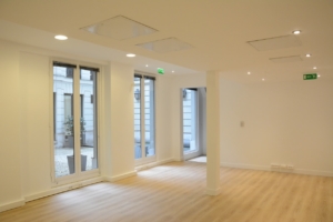 Travaux dans des bureaux à Paris
