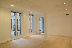 Pose de sol PV pour des bureaux 2