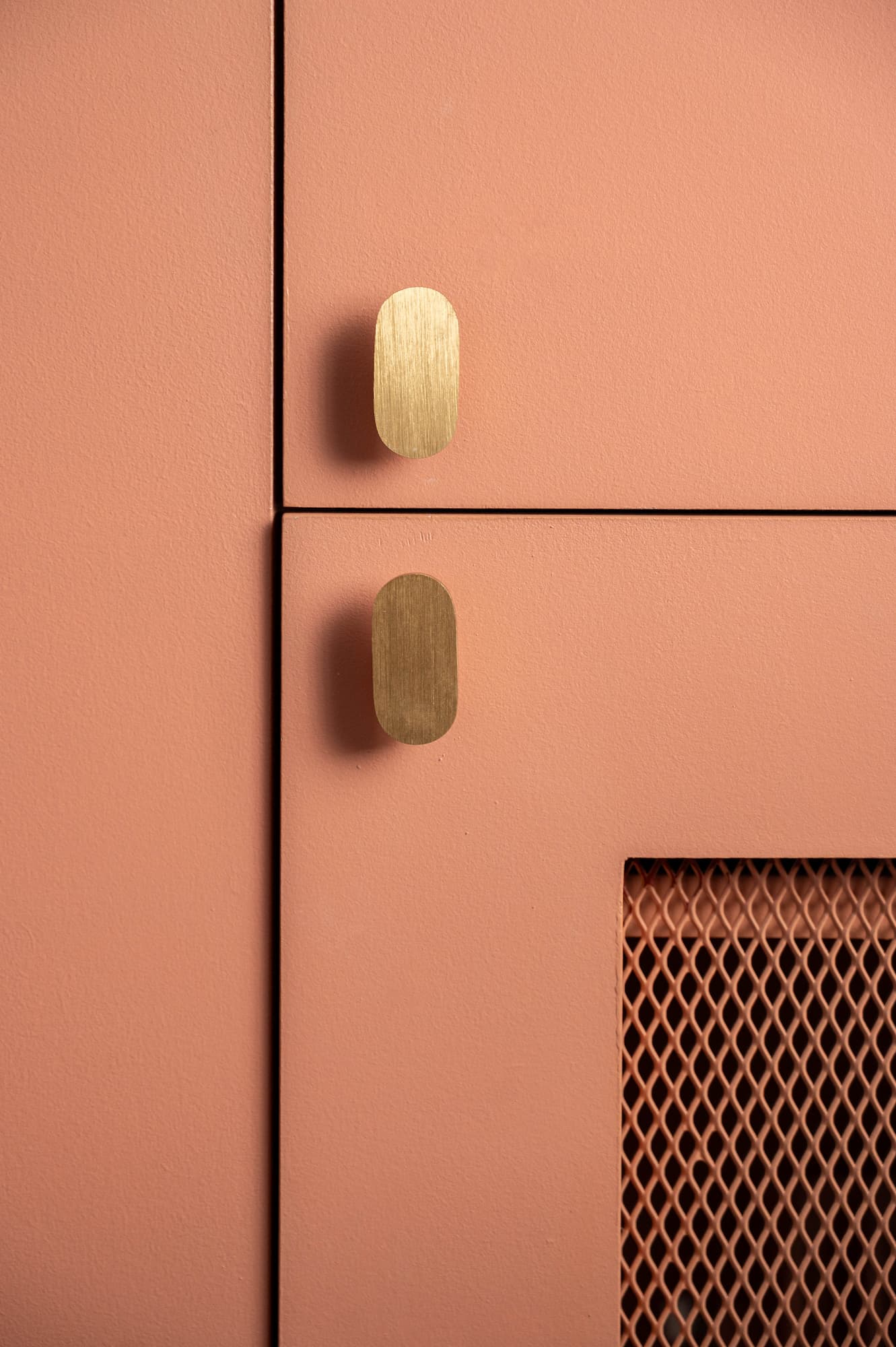 Détail des poignées de placard Détail des poignées de placard