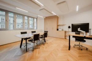 Bureau de direction rénové et aménagé
